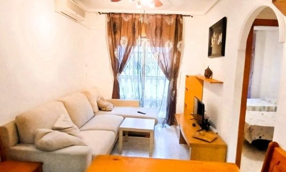 Apartamento - Segunda mano - Torrevieja - Playa del Cura
