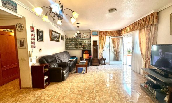 Apartamento - Segunda mano - Torrevieja - Playa del Cura