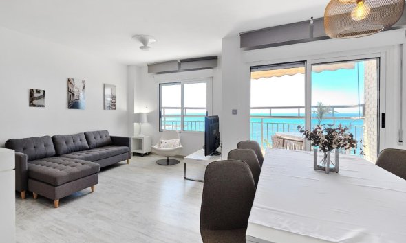 Apartamento - Segunda mano - Torrevieja -
                Playa del Cura