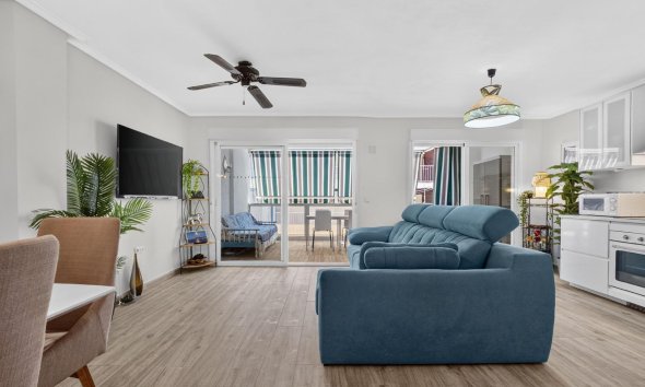 Apartamento - Segunda mano - Torrevieja -
                Playa del Cura