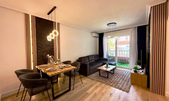 Apartamento - Segunda mano - Torrevieja -
                Playa del Cura