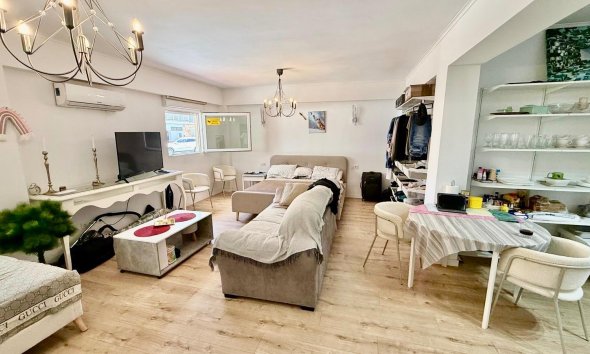 Apartman - Használt Ingatlanok - Torrevieja -
                Estacion De Autobuses