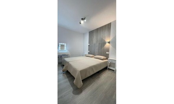 Apartman - Használt Ingatlanok - Torrevieja - Torrevieja