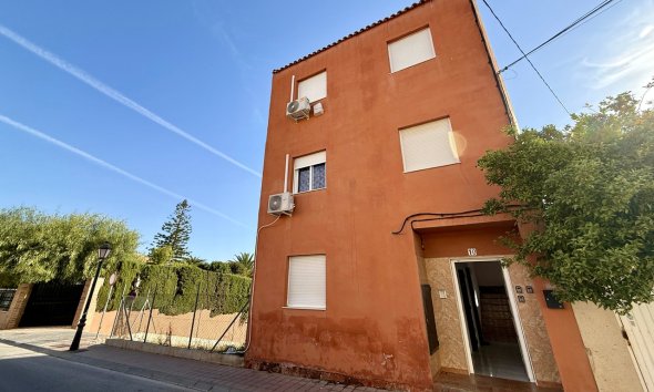 Apartment - Resale - San Miguel de Salinas -
                Inland