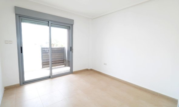 Apartment - Resale - Torrevieja -
                Acequion