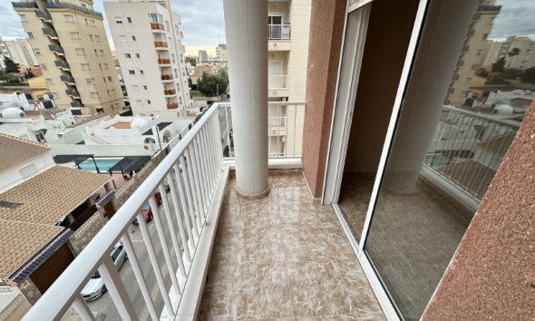 Apartment - Resale - Torrevieja - Costa Blanca