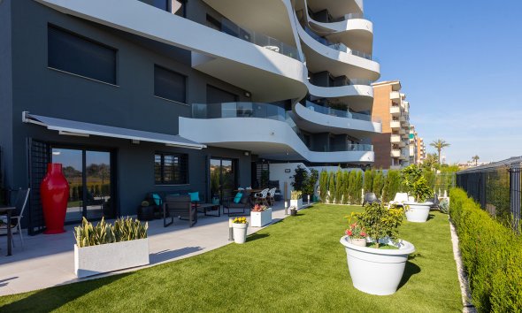 Apartment - Resale - Torrevieja -
                Costa Blanca