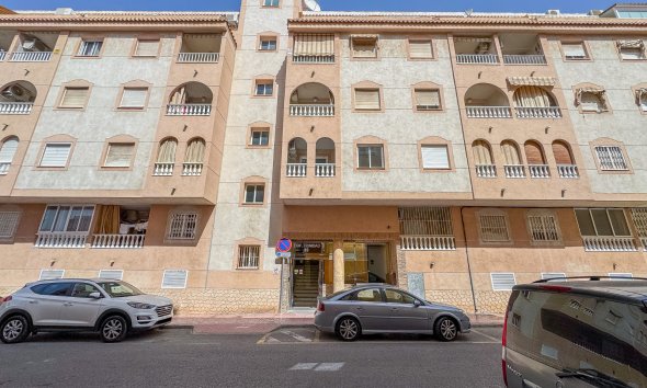 Apartment - Resale - Torrevieja - Costa Blanca