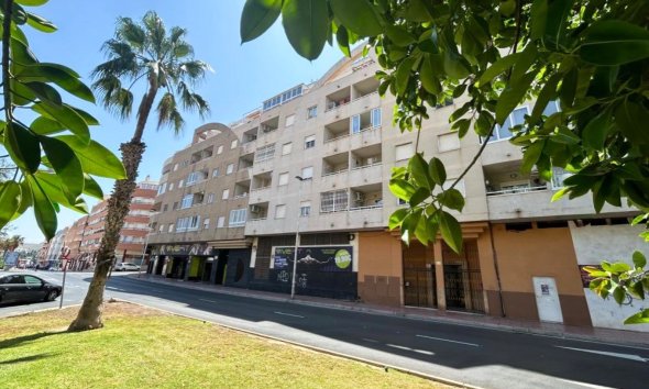 Apartment - Resale - Torrevieja - Costa Blanca