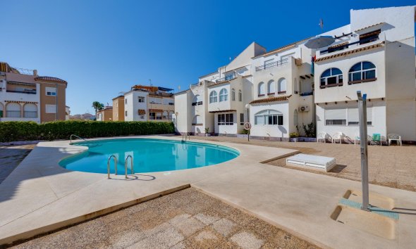 Apartment - Resale - Torrevieja -
                El Acequión - Los Náufragos