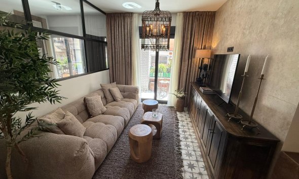 Apartment - Resale - Torrevieja - Estacion De Autobuses
