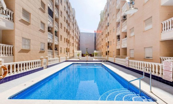 Apartment - Resale - Torrevieja - Estacion De Autobuses