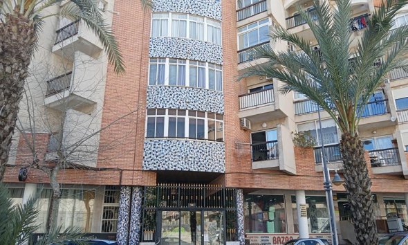 Apartment - Resale - Torrevieja -
                Habaneras