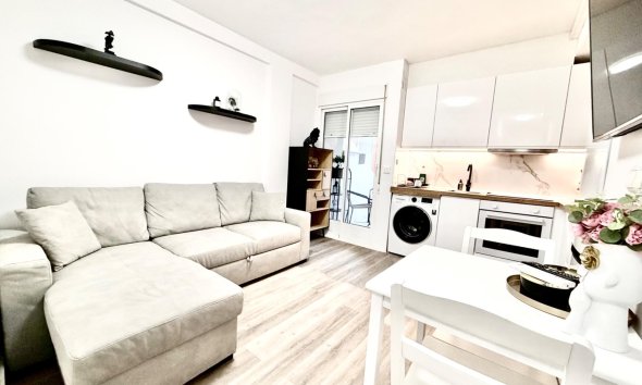 Apartment - Resale - Torrevieja -
                La Mata Pueblo