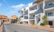 Apartment - Resale -
                Torrevieja - MLSC8122329