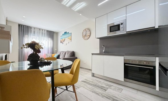 Apartment - Resale - Torrevieja - Playa del Cura