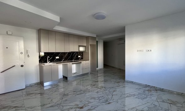 Apartment - Resale - Torrevieja -
                PLAYA LOS LOCOS