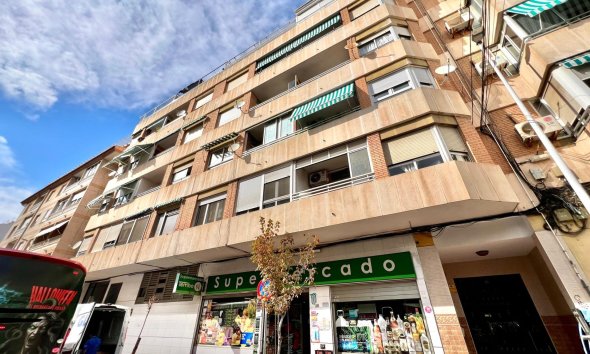 Apartment - Resale - Torrevieja -
                Puerto Deportivo