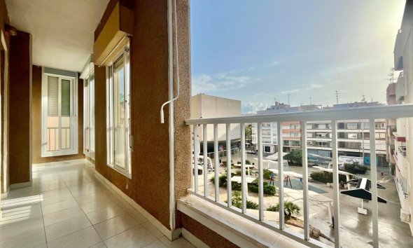 Apartment - Resale - Torrevieja -
                Torrevieja