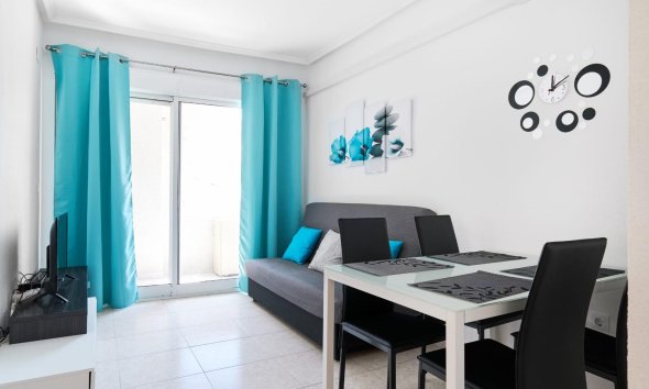 Appartement - Revente - Torrevieja -
                Centro