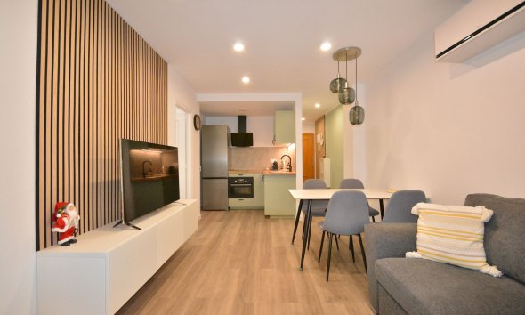 Appartement - Revente - Torrevieja -
                Costa Blanca