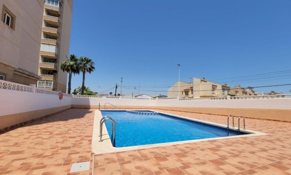 Appartement - Revente - Torrevieja - Nueva Torrevieja