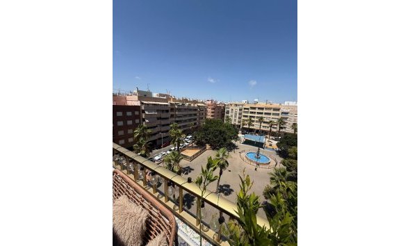 Ático - Segunda mano - Torrevieja -
                Playa del Cura