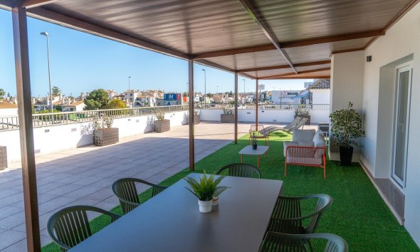 Attique - Revente - Orihuela Costa -
                La Regia