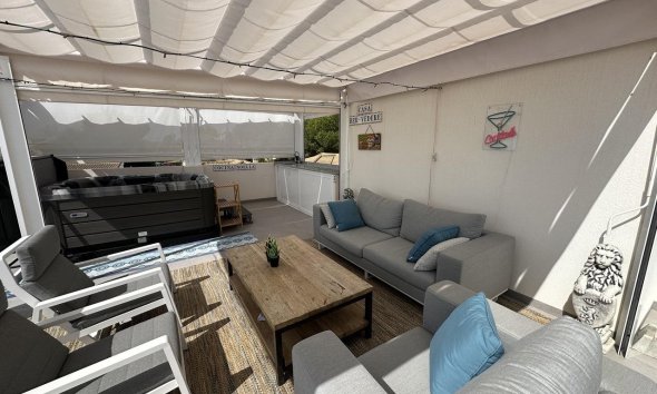 Attique - Revente - Orihuela Costa -
                Villamartín-las Filipinas