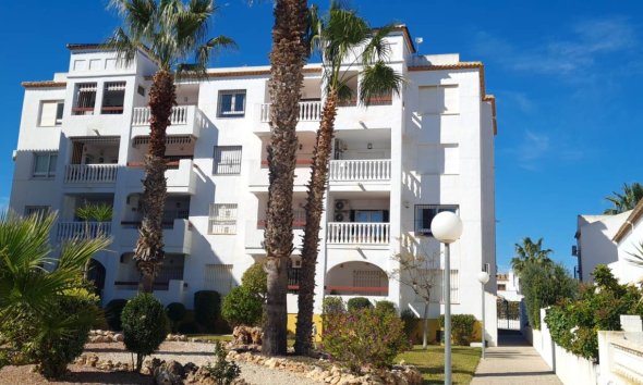 Attique - Revente - Villamartin -
                Costa Blanca
