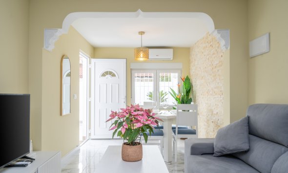 Bungaló - Használt Ingatlanok - Torrevieja -
                Torreta