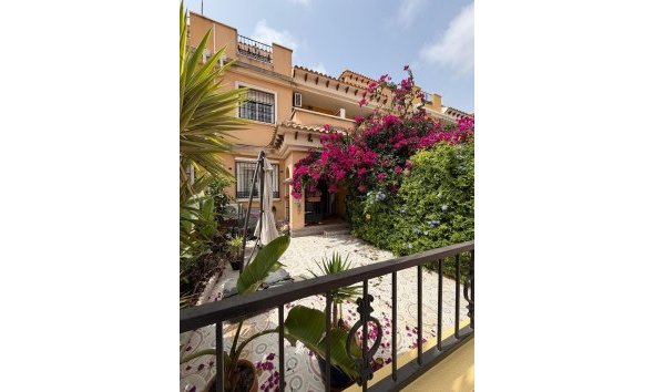 Bungaló - Használt Ingatlanok - Torrevieja -
                Zona Los Frutales