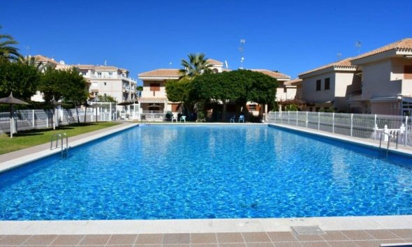 Bungalow - Revente - Orihuela Costa -
                La Zenia