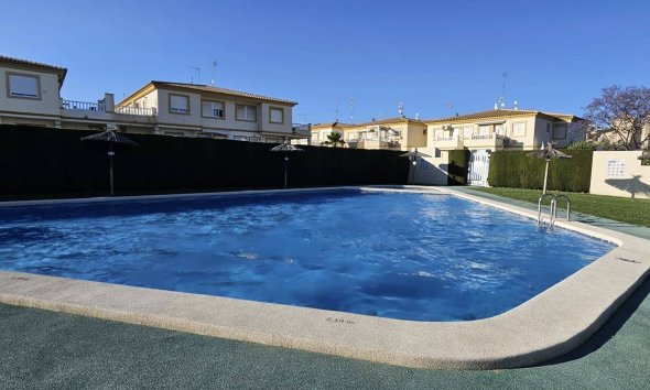 Bungalow - Segunda mano - Orihuela Costa -
                Playa Flamenca