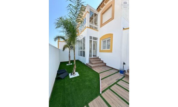 Bungalow - Segunda mano - Torrevieja -
                La Siesta - El Salado - Torreta