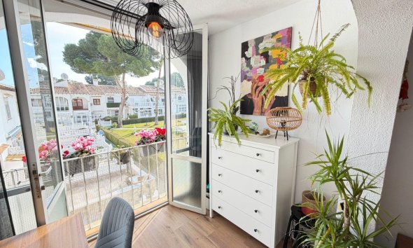 Bungalow - Segunda mano - Torrevieja -
                Los Balcones