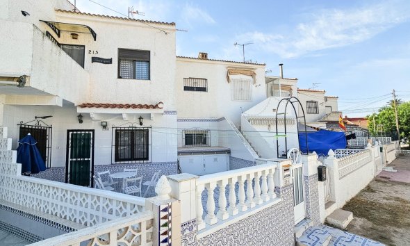 Bungalow - Segunda mano - Torrevieja -
                Torretas