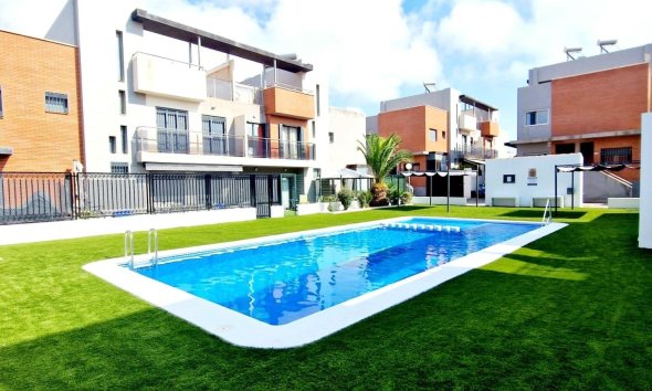Bungalow - Wiederverkauf - Torrevieja -
                Aguas Nuevas
