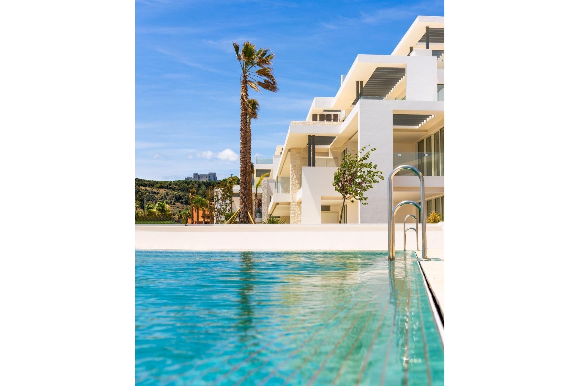 Construcție nouă - Apartament -
Ojen - El Soto De Marbella
