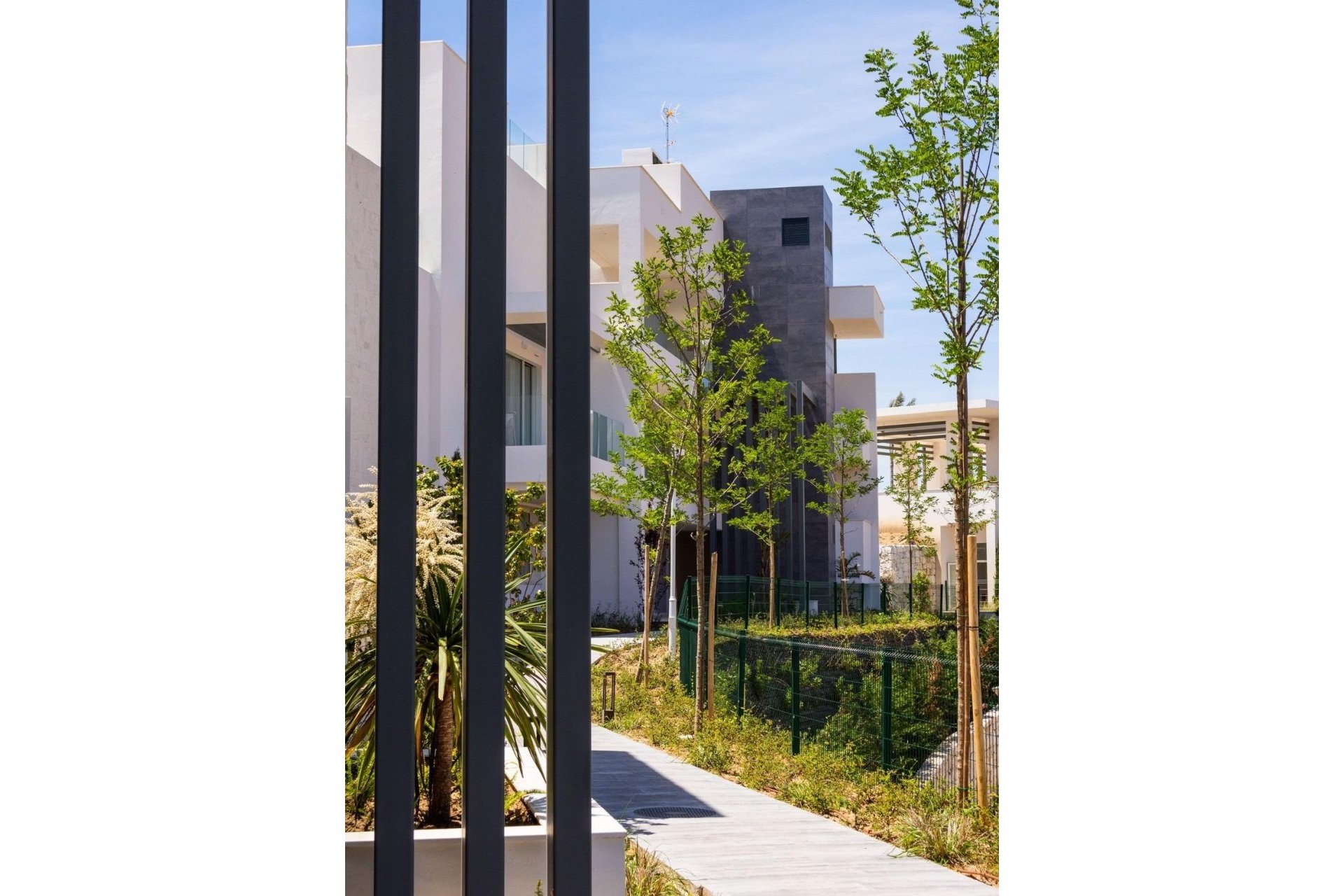Construcție nouă - Apartament -
Ojen - El Soto De Marbella