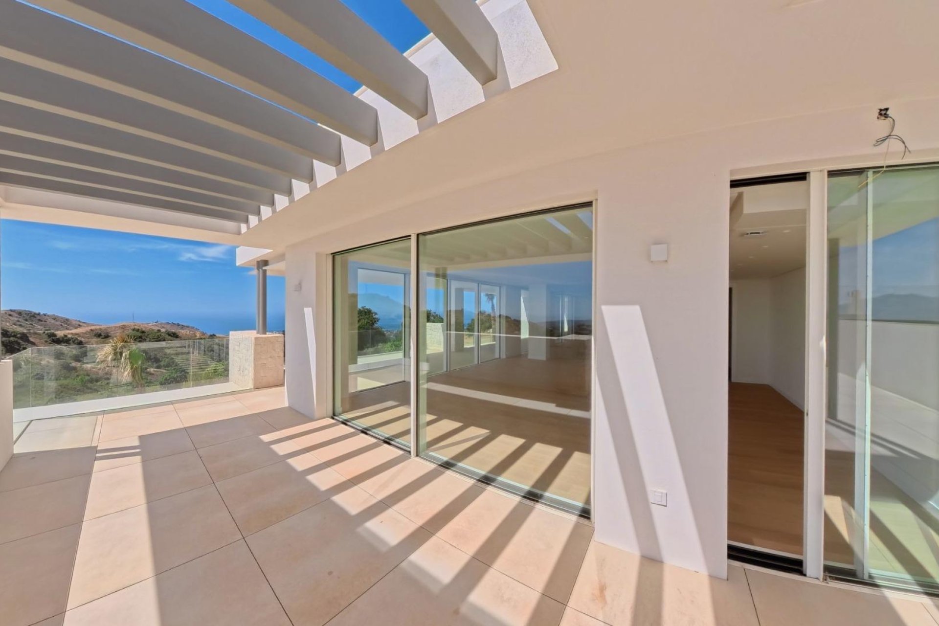 Construcție nouă - Apartament -
Ojen - El Soto De Marbella