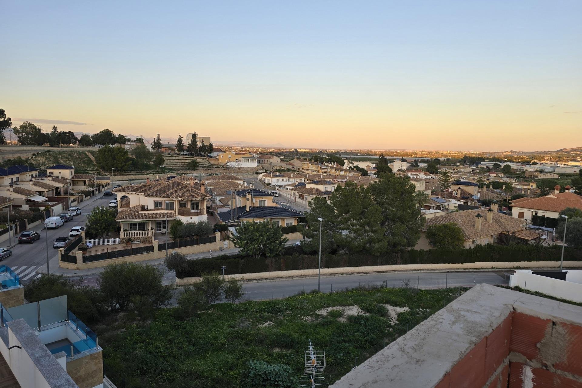 Construcție nouă - Casă înșiruită -
Bigastro - pueblo