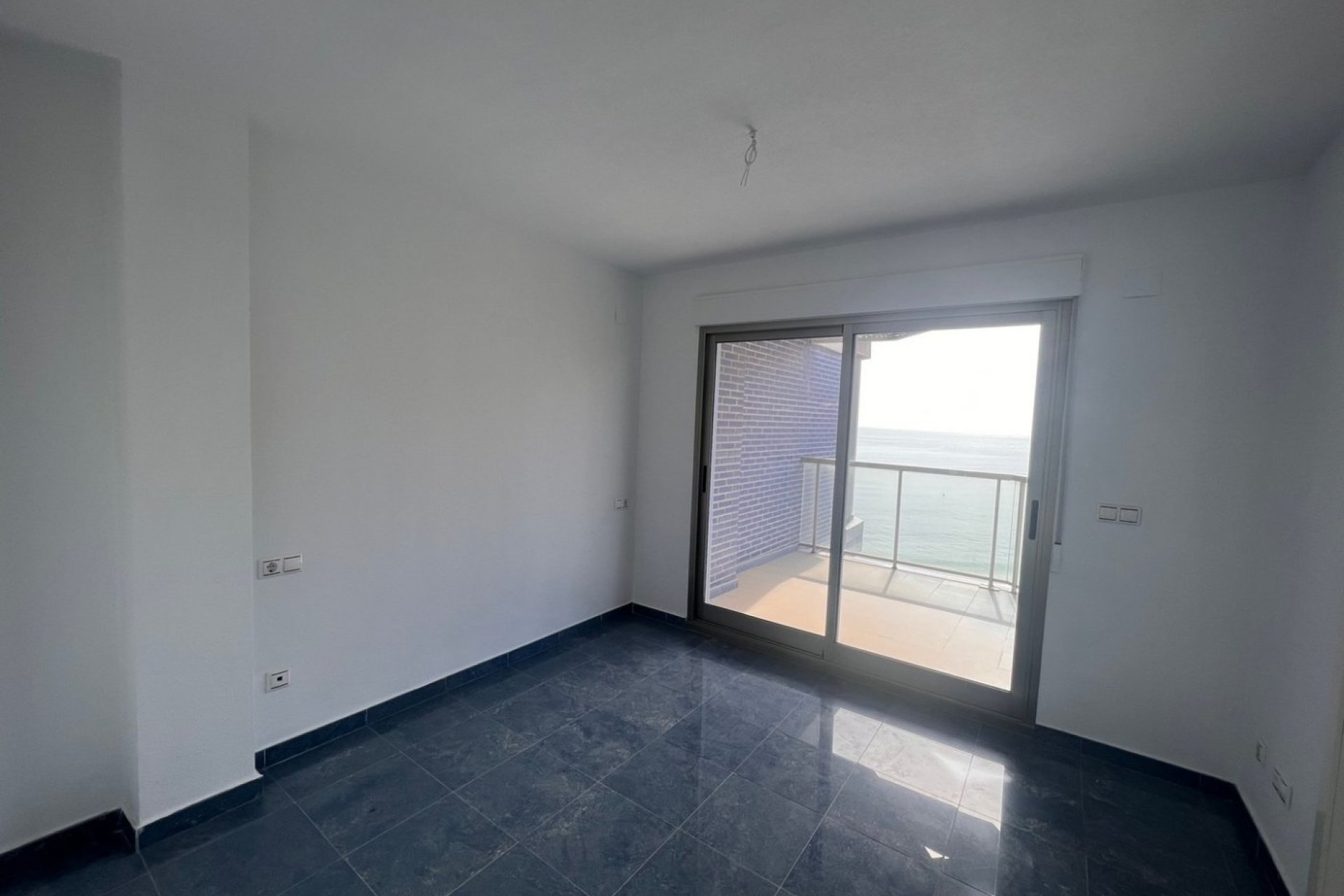 Construcție nouă - Mansardă -
Calpe - Playa La Fossa