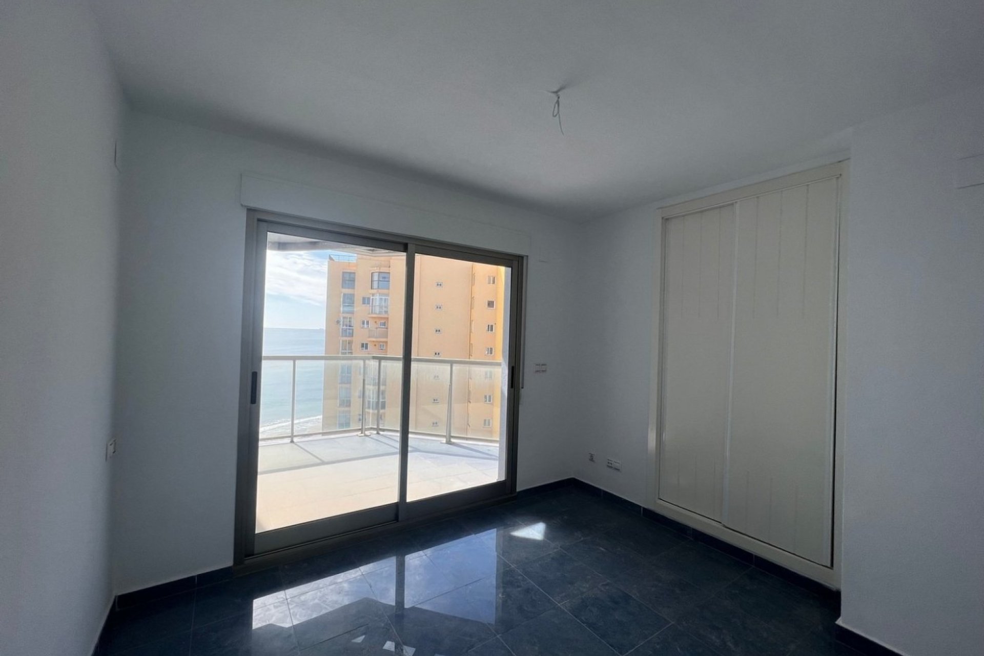 Construcție nouă - Mansardă -
Calpe - Playa La Fossa