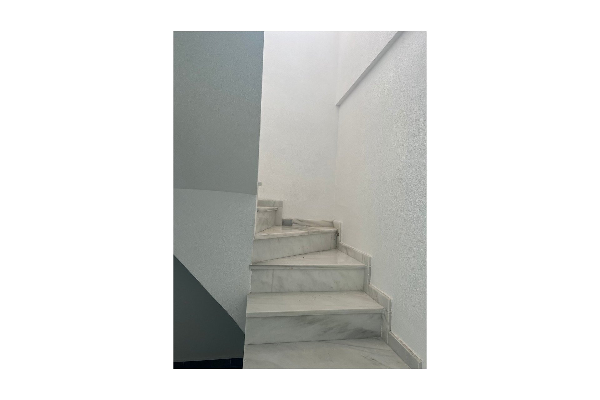 Construcție nouă - Mansardă -
Calpe - Playa La Fossa