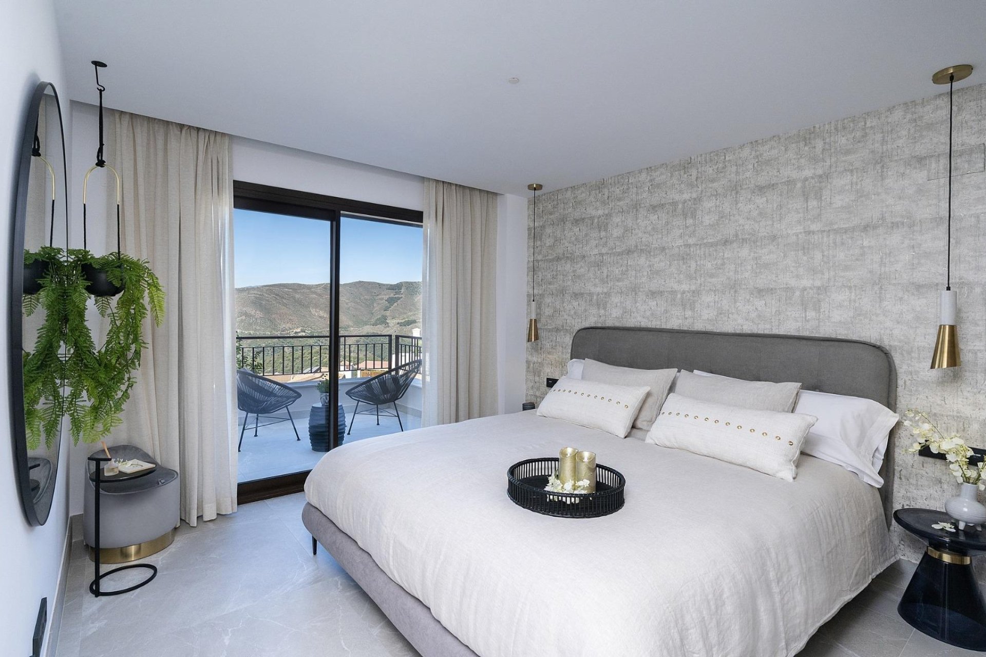 Construcție nouă - Mansardă -
Istán - Cerros De Los Lagos