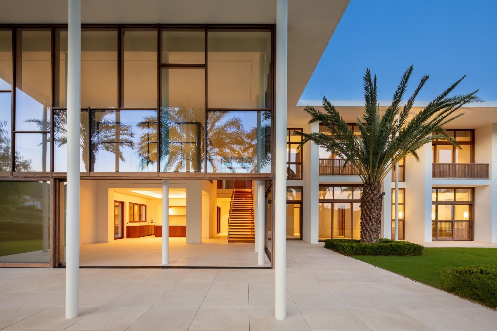 Construcție nouă - Vilă -
Casares - Pedregales