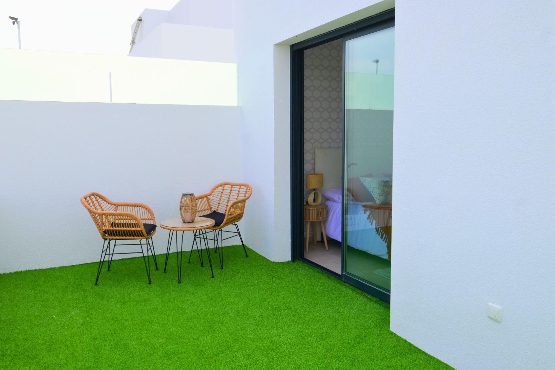 Construcție nouă - Vilă -
Dolores - polideportivo