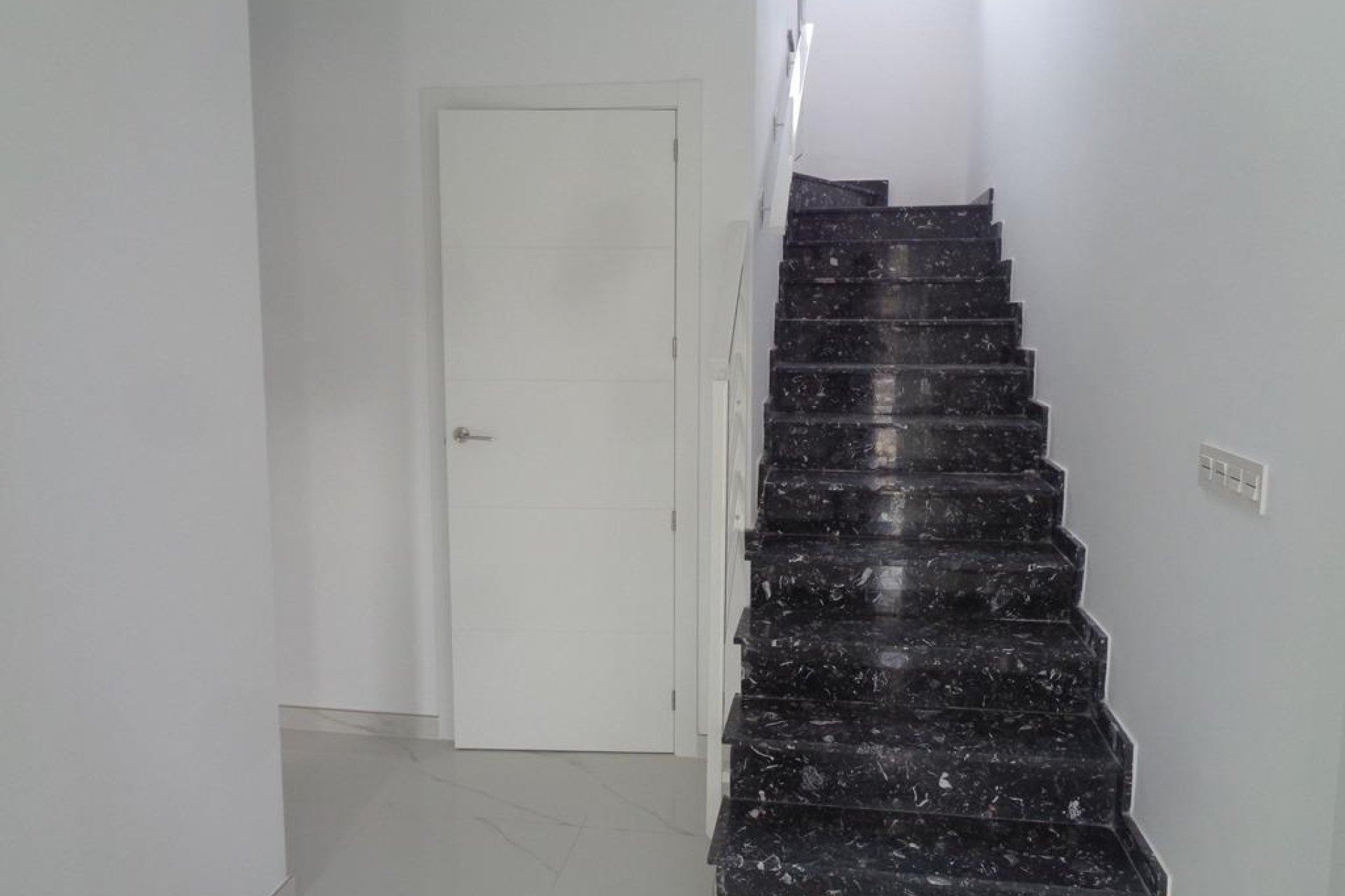 Construcție nouă - Vilă -
Pinoso - Camino Del Prado