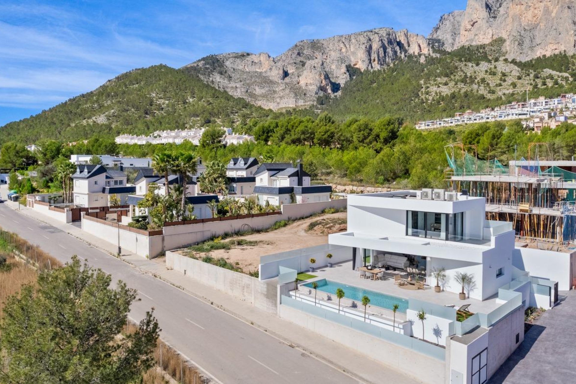 Construcție nouă - Vilă -
Polop - Urbanizaciones